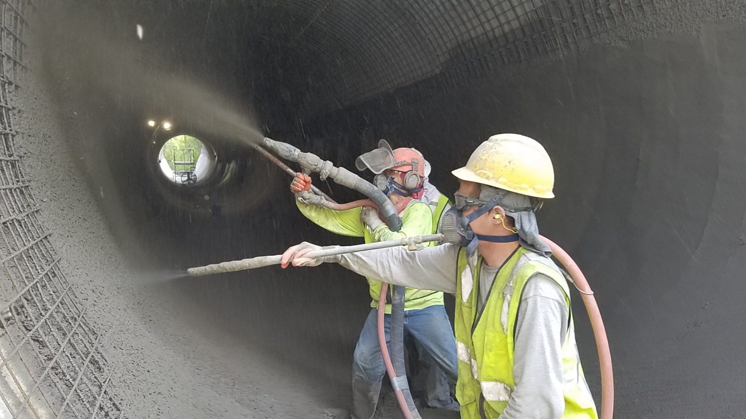 Торкрет-бетон TORKRET QUICK BETON сухого мокрого способа